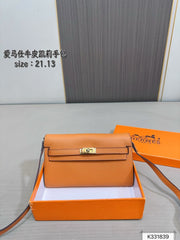 Leather Hermès Kelly handbag with box