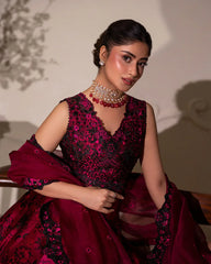 Faiza Saqlain- Havin