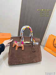 Hermès Birkin suede bag – a cool and beautiful bag!