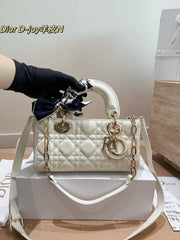 leather Dior Lady D-Joy horizontal bag (made of lambskin)