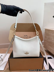 Coach bag | The mini hobo bag is just too adorable!