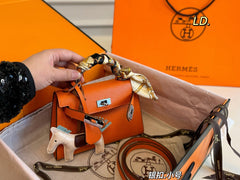 Hermes Kelly bag with silver hardware