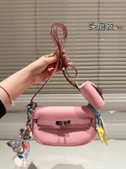 Hermes new Kelly Moove
