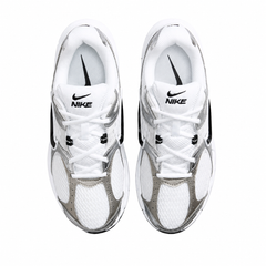 Women’s V5 RNR White Sneakers
