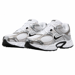Women’s V5 RNR White Sneakers