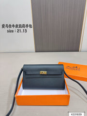 Leather Hermès Kelly handbag with box